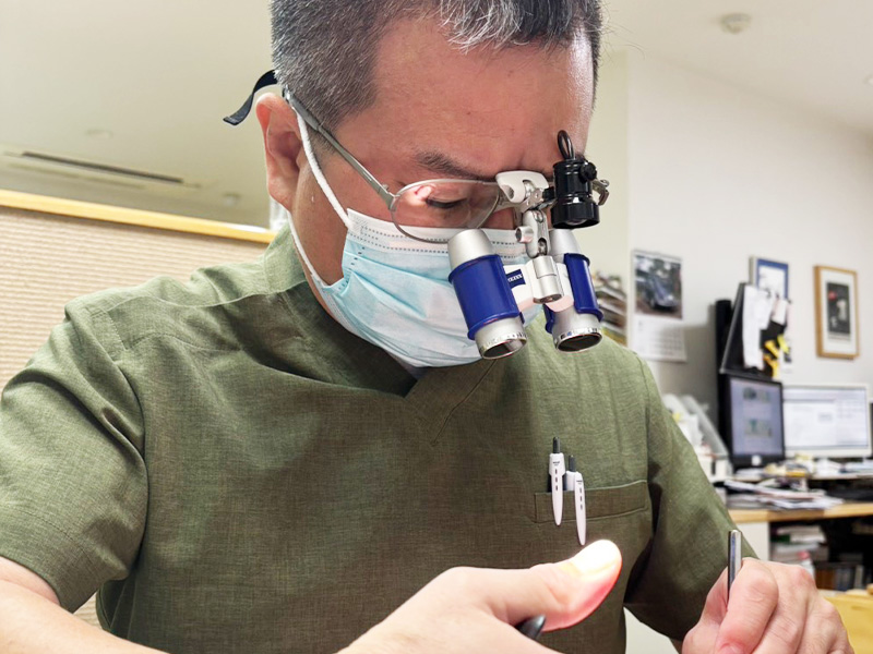 歯科用ルーペ（拡大鏡）